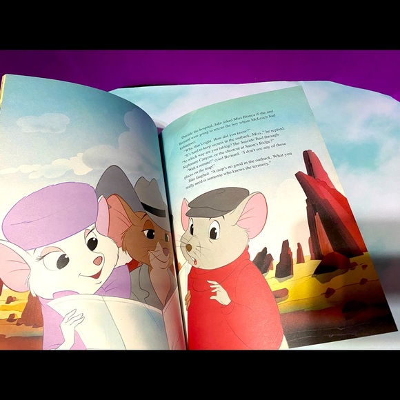 WALT DISNEY’S VINTAGE 1990 THE RESCUERS DOWN UNDER HARDCOVER COLLECTABLE BOOK - Picture 4 of 16